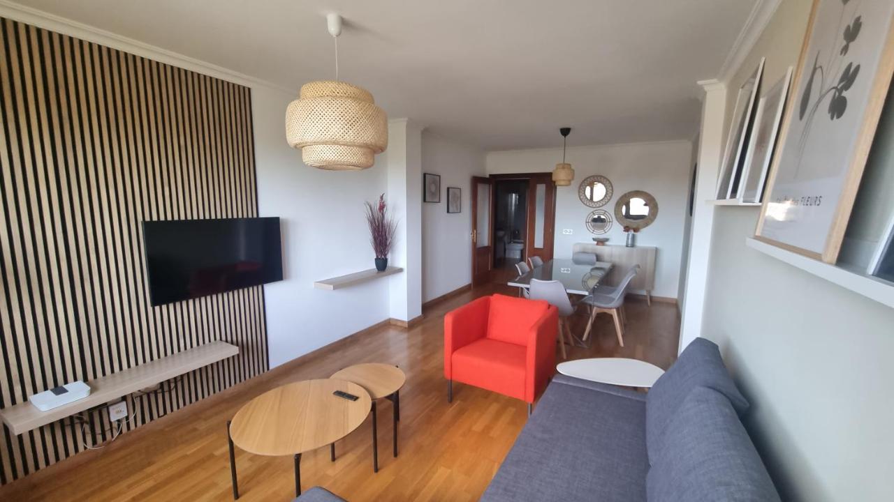 Apartmán Piso Zona Hospital 6 Personas Oviedo Exteriér fotografie