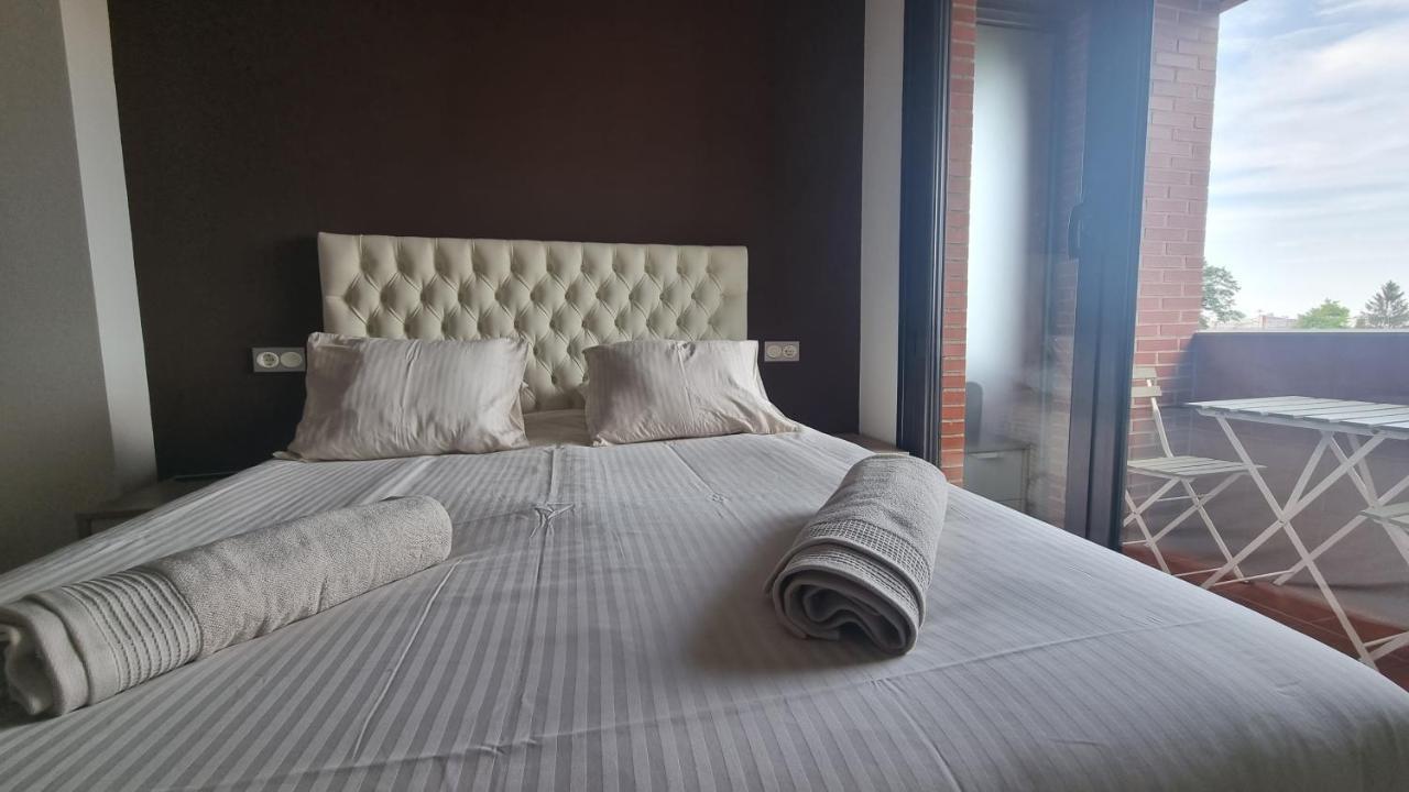 Apartmán Piso Zona Hospital 6 Personas Oviedo Exteriér fotografie