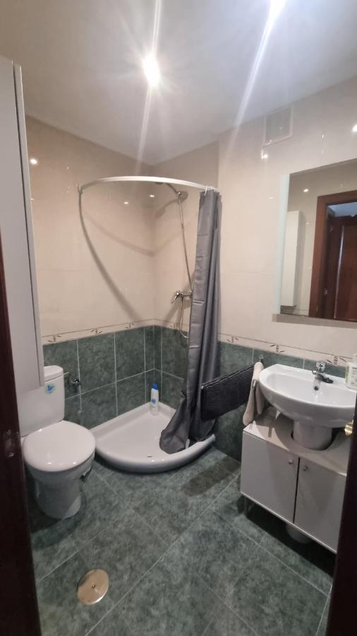 Apartmán Piso Zona Hospital 6 Personas Oviedo Exteriér fotografie